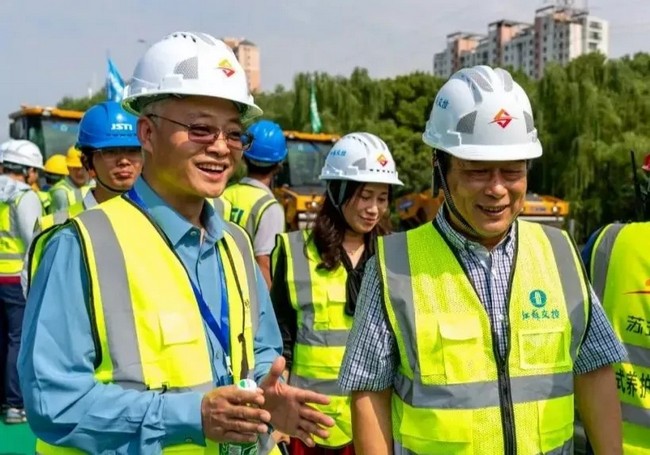 【企業(yè)家面對面 · 崔吉勝】中國企業(yè)家應(yīng)該多一些這樣的思考：“中國人走的路為什么要用外國設(shè)備來修？”